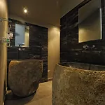 伊泽斯特尔酒店 4* 博尼法乔