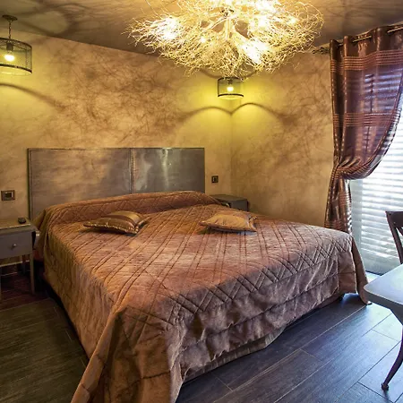 Hotel E Tre Stelle 4*