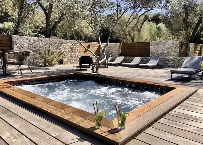 オテル エ トレ ステッレ ホテル