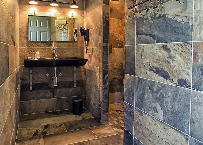 ホテル オテル エ トレ ステッレ ボニファシオ