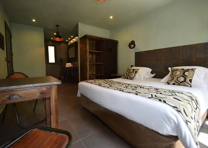 ホテル オテル エ トレ ステッレ