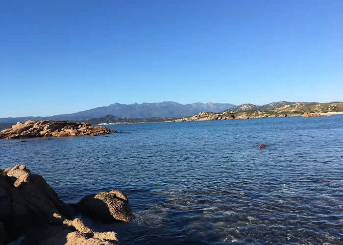 オテル エ トレ ステッレ ボニファシオ