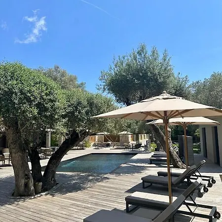 E Tre Stelle Otel 4*